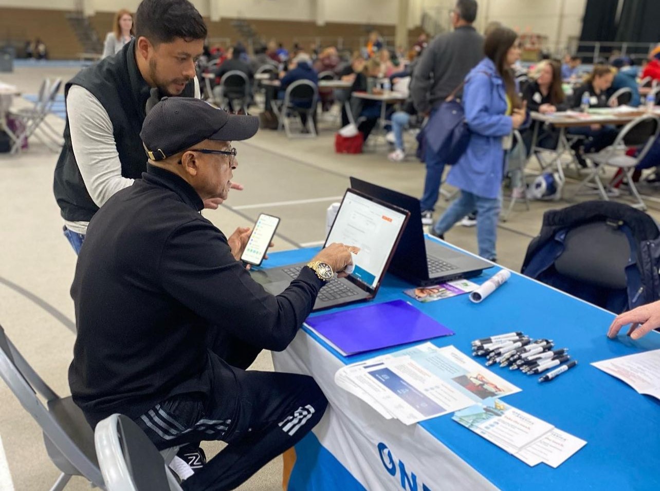 helping immigrants apply for loan